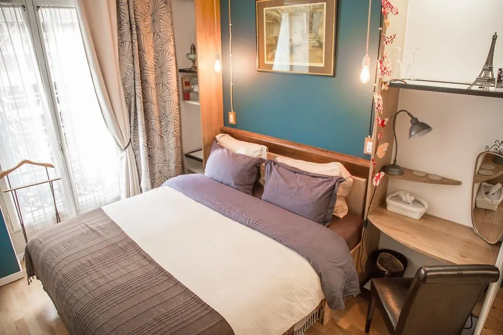 Cédric Accueille - Homestay PARIS-1